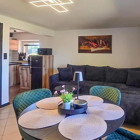 Apartman 1 Bedroom Pet Friendly In