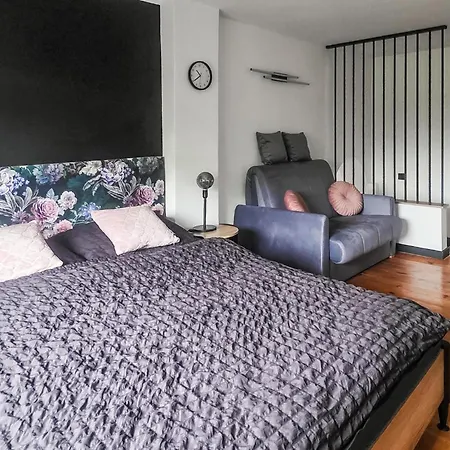 1 Bedroom Pet Friendly In Apartman
