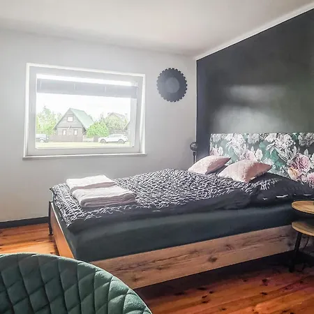Apartman 1 Bedroom Pet Friendly In Mścice